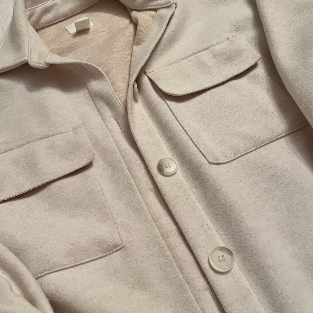 SOLD H&M Shacket - Picture 2 of 2